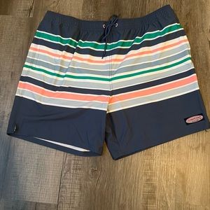 Men’s vineyard vines bathing suit